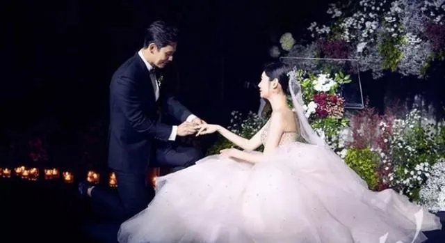 秋瓷炫下跪求婚于晓光，神仙爱情是不是真的？