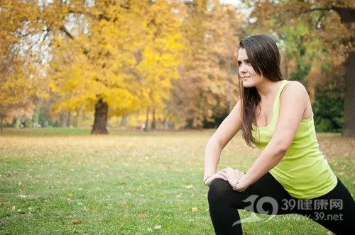 艾叶红花泡脚的方法