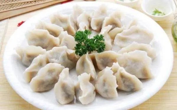 消防员吃水饺认出妈妈的味道,妈妈包的饺子味道有什么不一样?