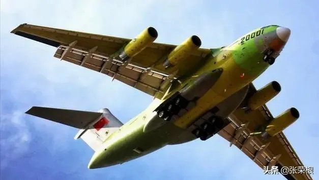 如何看待美国多个机场大量乘客滞留？