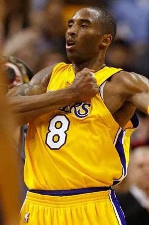 科比球衣退役仪式,你是怎么请假的?