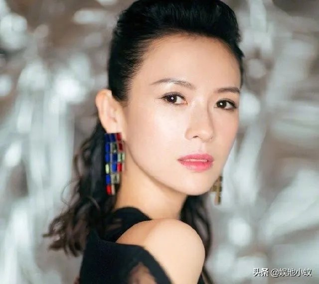 童瑶和章子怡为什么长的这么像