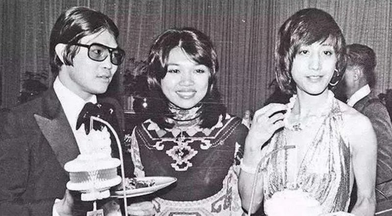 何超英年轻时美貌图片 何超英为什么疯掉