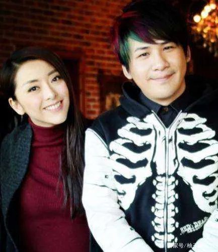 拒绝杜淳表白的黄小蕾,为啥会被迪士尼封杀?