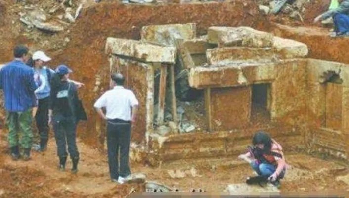 两千年前古墓挖出千年神龟真相揭晓（图）