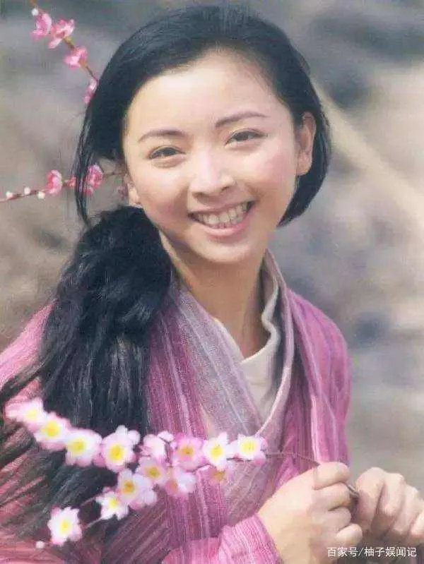 拒绝杜淳表白的黄小蕾,为啥会被迪士尼封杀?