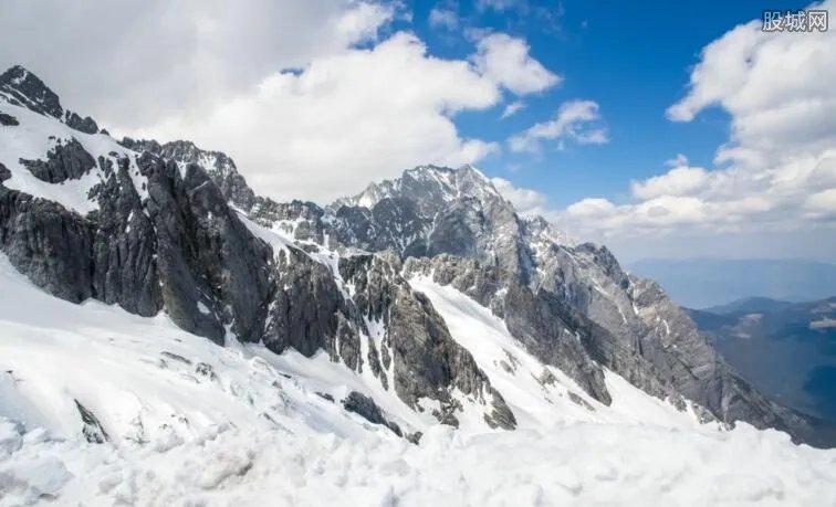 冰川公园日限游客一万名 建议有需求者提前购买门票