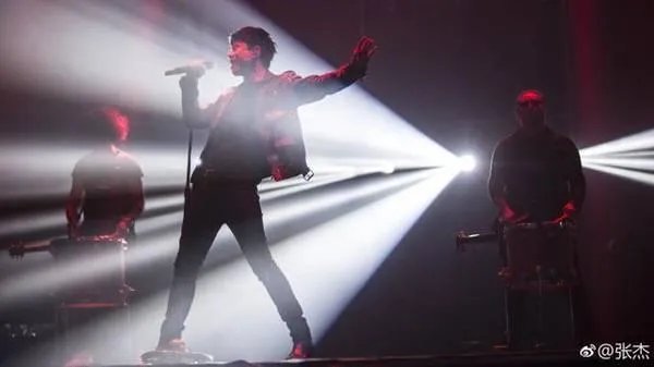 如何看待张杰终于回应与谢娜之间的矛盾的事件？