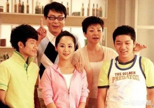 《家有儿女》主演重聚，杨紫张一山都发展的很好，夏雨现在如何？