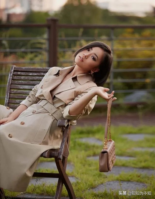 如何看待王菊变瘦穿XS码衣服？