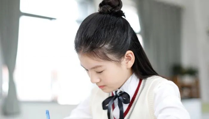 齐肩发怎么扎好看 好看的齐肩发五种扎发方法