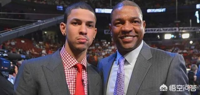 为什么这么多人认为小里弗斯喷垃圾话应该受处罚？