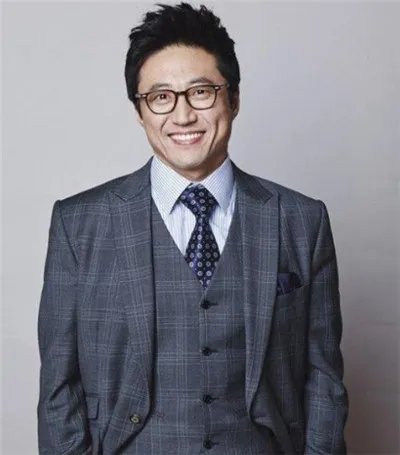 朴信阳老婆丑闻是什么？  其妻子白慧珍图片曝光