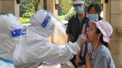 厦门漳州突现本土疫情,当地采取了哪些紧急措施?