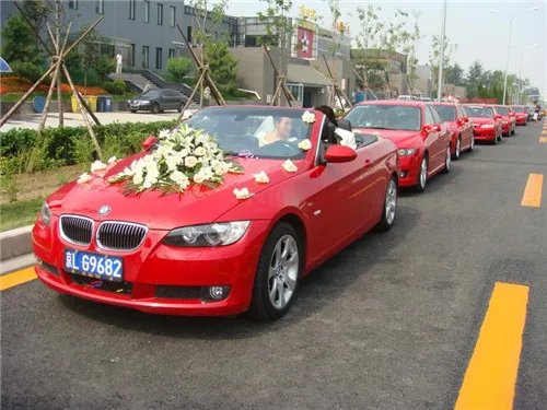 北京婚庆公司租车多少钱  北京婚庆租车价格一览表