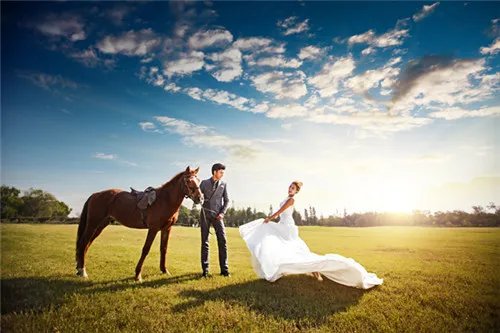 结婚照制作成3D效果如何制作 婚纱照后期制作注意细节