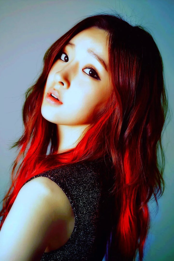 高分求TARA 朴智妍金发图片及李雅凛图片 QQ415283635