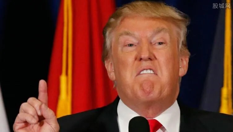 美经贸团队抵华 特朗普为何开展双线贸易战？