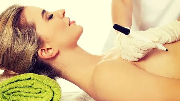 影响透明质酸隆胸价格的三个因素