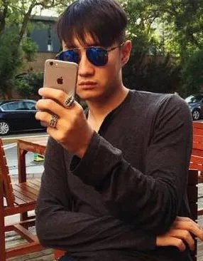 白百何出轨对象是谁？