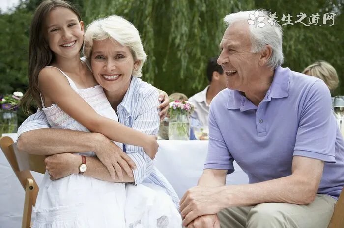 妮尚希美白淡斑精华好用吗