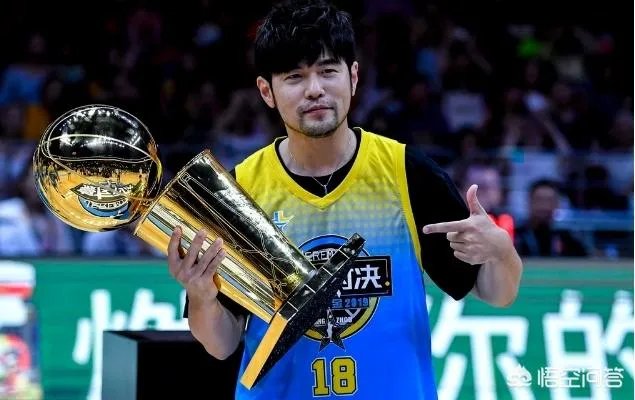 林书豪社媒晒总冠军戒指，周杰伦留言引网友捧腹，他都说了什么？