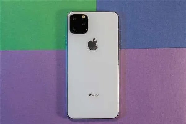 iPhone 11系列今日开卖果粉早上七点开始排队,真有那么“供不应求”吗?
