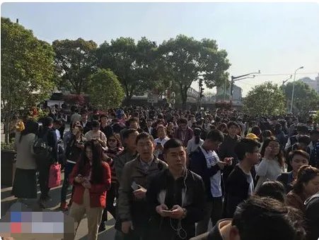 上海地铁2号线故障乘客怎么出行？