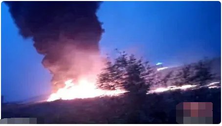 俄罗斯一客机起火有伤亡吗？