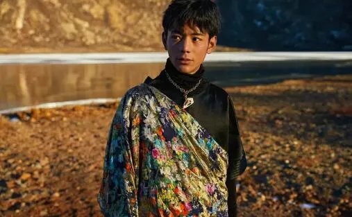 男人装丁真大片是怎么回事 男人装丁真大片具体情况