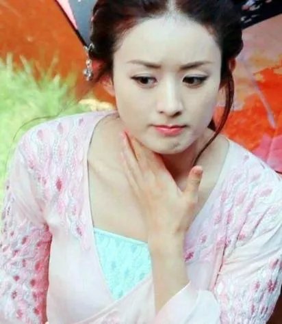 你们觉得赵丽颖在《楚乔传》中的着装怎样？