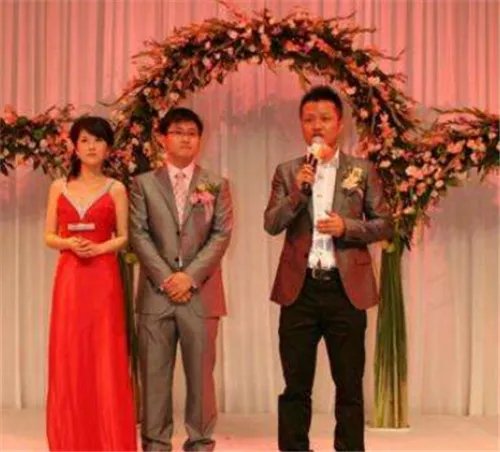 婚礼现场的正规婚庆流程    三大仪式让你步入婚姻殿堂