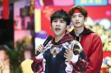 《明星大侦探3》第二期资源哪里有？《明星大侦探3》与《极限挑战3》哪个更好看？