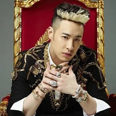 潘玮柏带5岁儿子现身？ 发声：抱歉瞒这么久