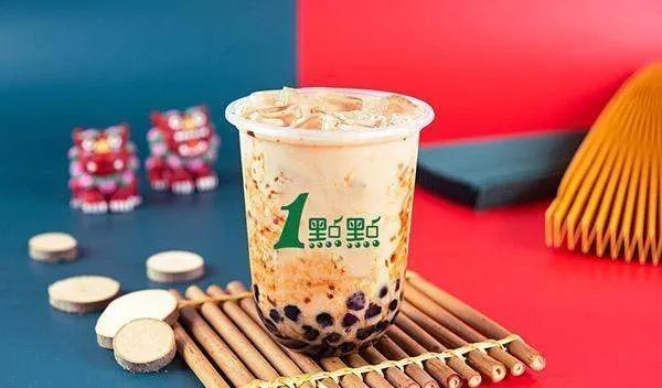 武汉一点点奶茶加盟费高不高？