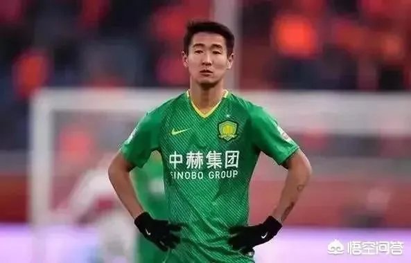 如何看待于大宝微博晒出“轻微伤”照片并艾特上海申花的行为？