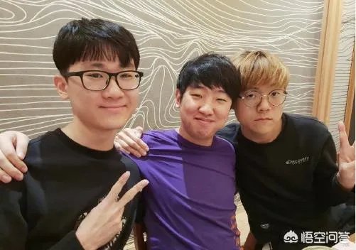 SKT今天迎新聚会,网友评论“比散伙饭吃的好”,你怎么看?