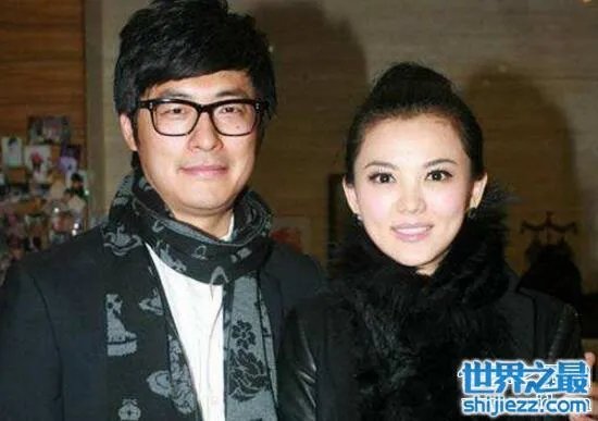 王岳伦李湘确认离婚，谣言不可信(一家人幸福无比) 