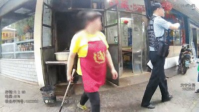 女儿未婚遭亲妈打怎么回事 详情画面曝光背后原因竟是这样