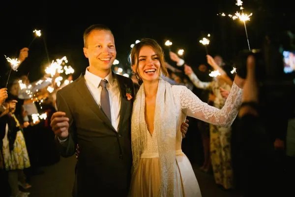 禁止女性出国的国家,美女已泛滥成灾,有点恨嫁吗?