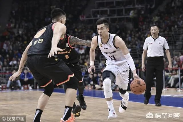 “辽粤大战”郭艾伦独得34分！球迷：留了胡子的郭艾伦就是外援！你怎么评价？