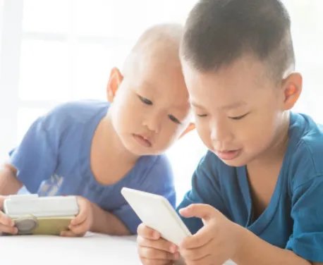 主播怂恿江苏男孩半月打赏9万多,主播的行为合法吗?