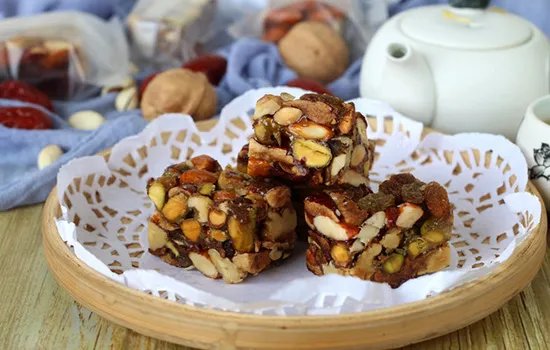 乌鲁木齐有哪些特产可以带走 新疆乌鲁木齐可以带走的特产有哪些