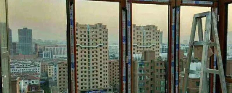 家用玻璃窗贴膜怎么贴