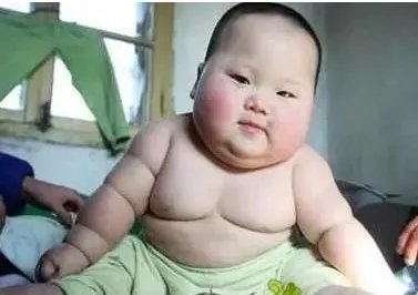把三岁女孩喂到70斤，这样真的好吗？