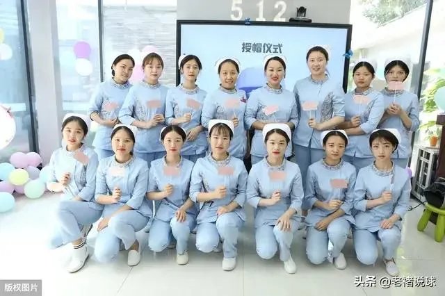 咸阳抗疫医护人员被辞退后通知回去上班又被移出工作群，到底要干什么？