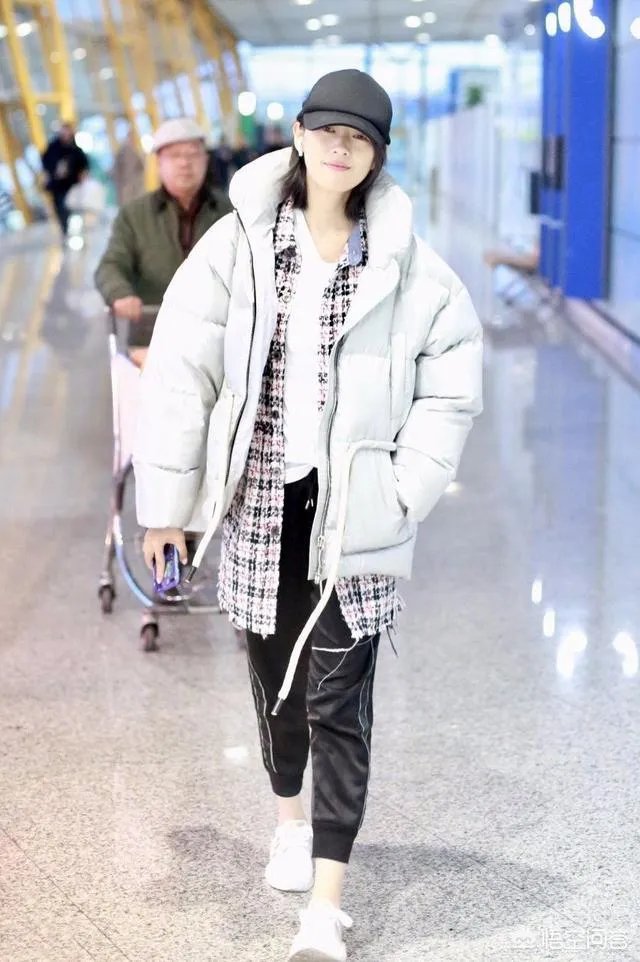 童瑶和章子怡为什么长的这么像