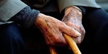 山西倒塌饭店过寿老人发声，他为何会提前一天过寿？