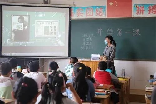 广州教育局回应教师涉嫌体罚学生，面对孩子的教育管理问题，究竟该怎么做？