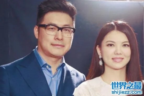 王岳伦李湘确认离婚，谣言不可信(一家人幸福无比) 